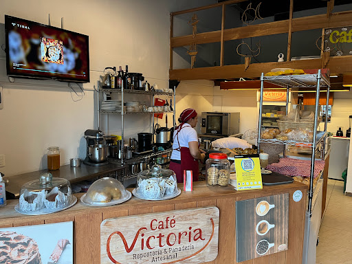Café Victoria - Repostería y Panadería Artesanal