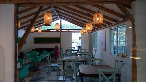 La Cabaña Postres y Café