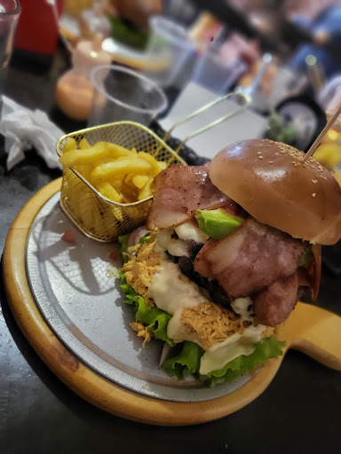 Coffee, Drinks & Food Lo Nuestro