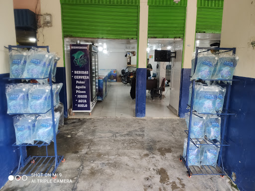 Cafetería el delfín.