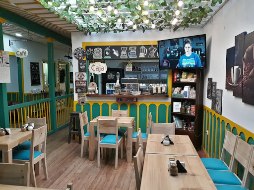 La tertulia café.