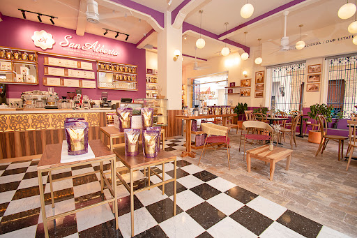 Café San Alberto Plaza Santo Domingo