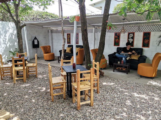 HONOREM CAFE
